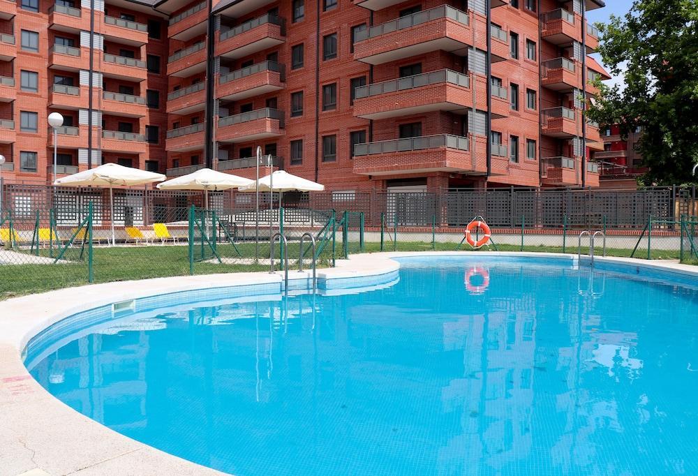 Soemn Apartments Alcala de Henares Bagian luar foto